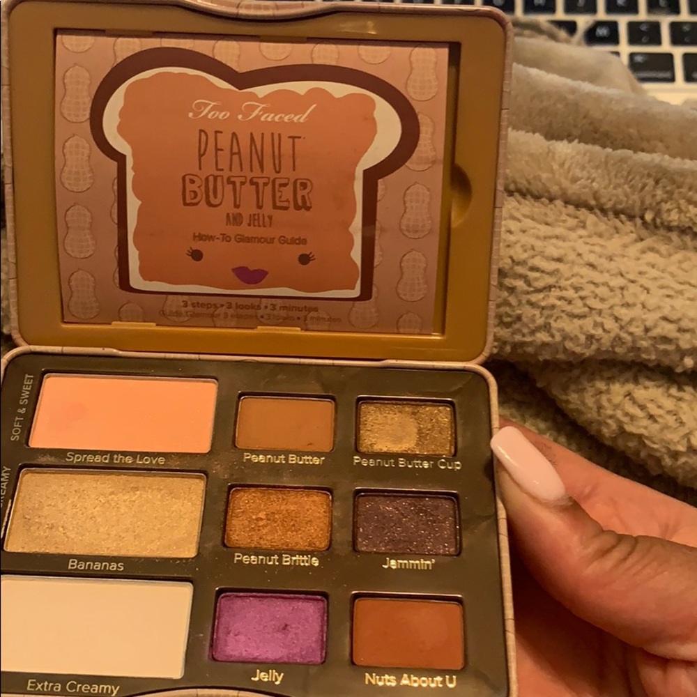 Too Faced Peanut Butter & Jelly palette